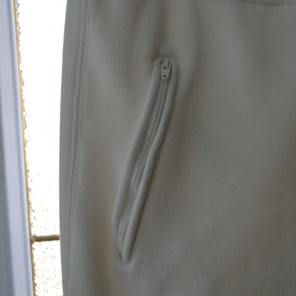 Canada Olympic 2005 track pants white Collectible - Picture 8 of 11